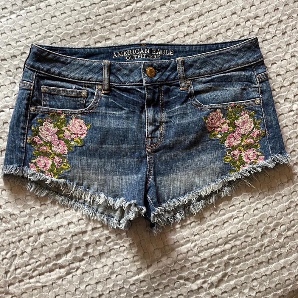 American Eagle Cutoff shorts